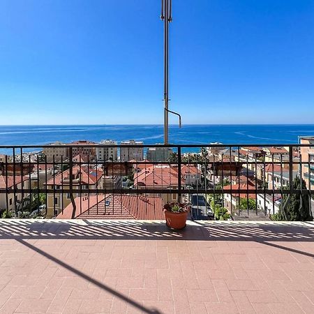 Grande Appartamento Vista Mare Varazze Eksteriør billede