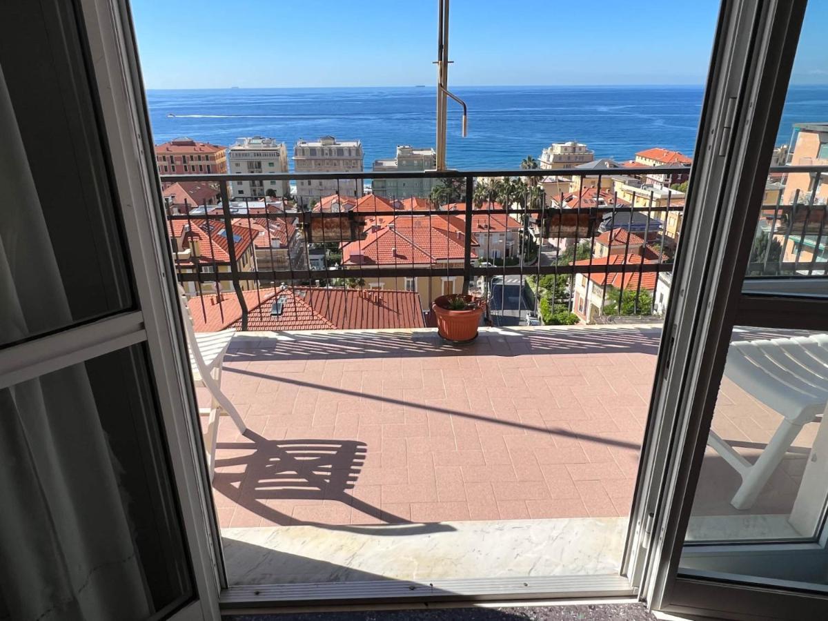 Grande Appartamento Vista Mare Varazze Eksteriør billede