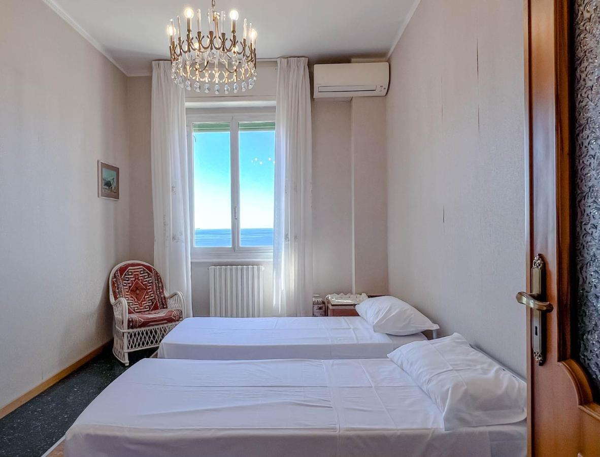 Grande Appartamento Vista Mare Varazze Eksteriør billede