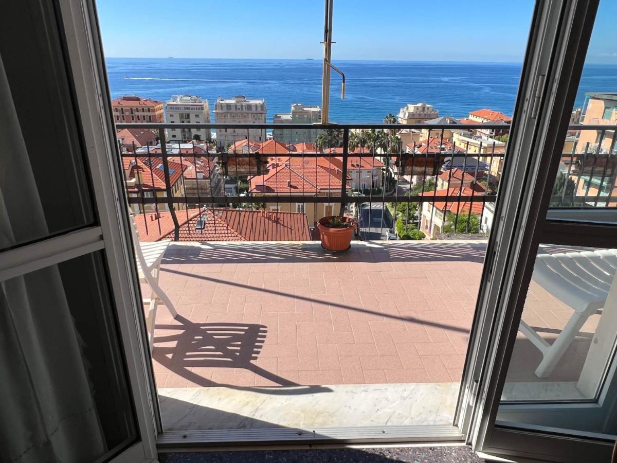 Grande Appartamento Vista Mare Varazze Eksteriør billede