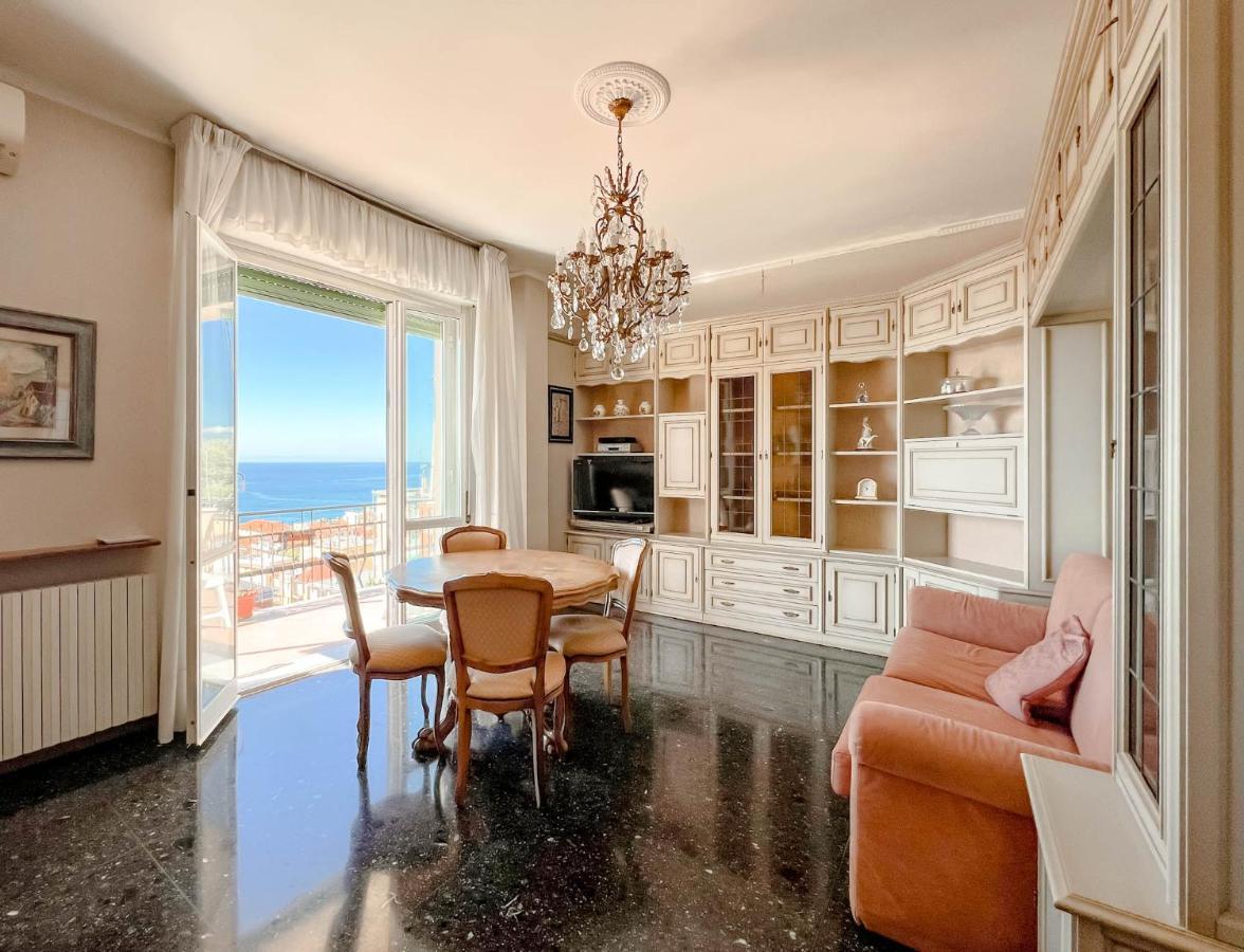 Grande Appartamento Vista Mare Varazze Eksteriør billede